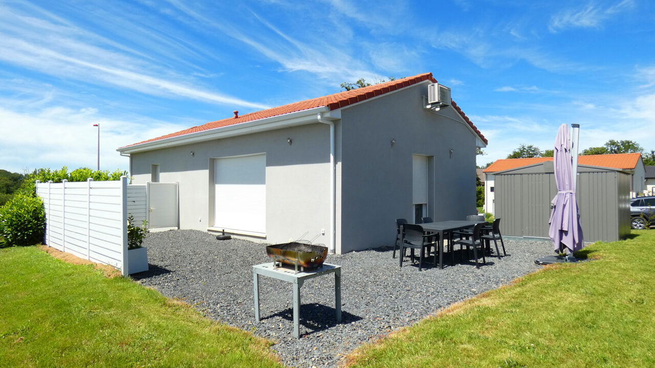 maison 4 pièces 75 m2 à vendre à Aurillac (15000)