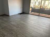 LA SEYNE SUR MER A 2 pas du port dans immeuble avec ascenseur Appartement T4 avec balcon et parking privé — photo 3