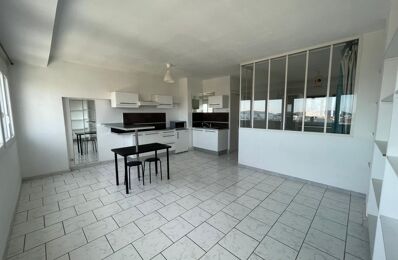location appartement 710 € CC /mois à proximité de Bormes-les-Mimosas (83230)