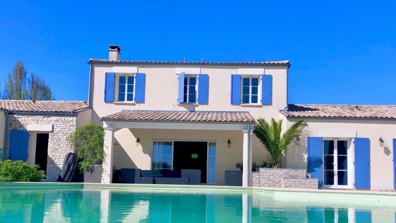 maison 8 pièces 271 m2 à vendre à Sainte-Lheurine (17520)