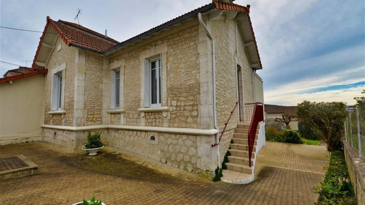 maison 6 pièces 140 m2 à vendre à Angoulême (16000)