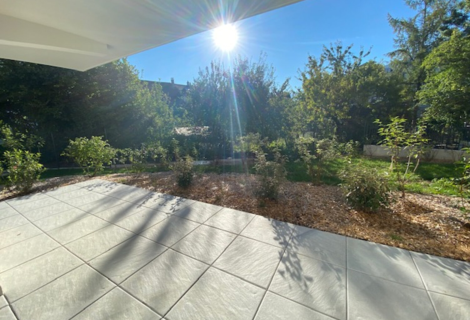 T4- REZ DE JARDIN  DE 106M2 — photo 1