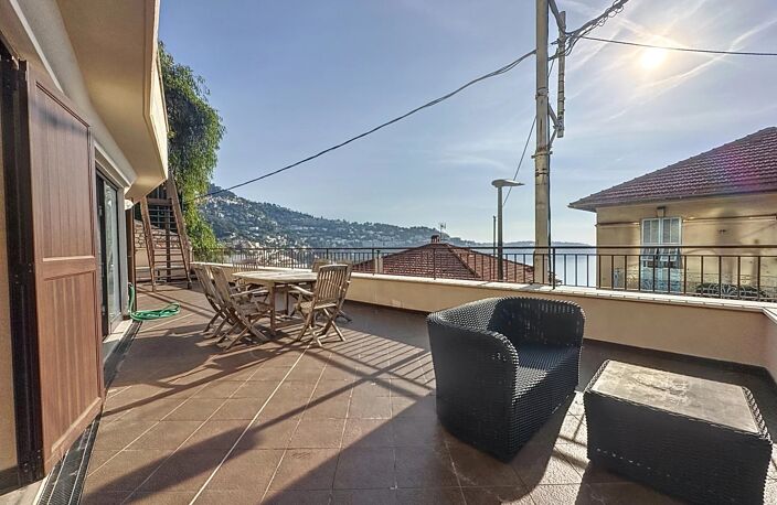 Immeuble - Roquebrune-Cap-Martin / Terrasse / Vue mer — photo 3