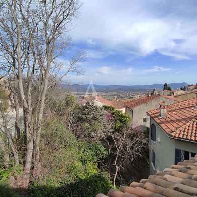 Appartement 4 pièces 108000 €