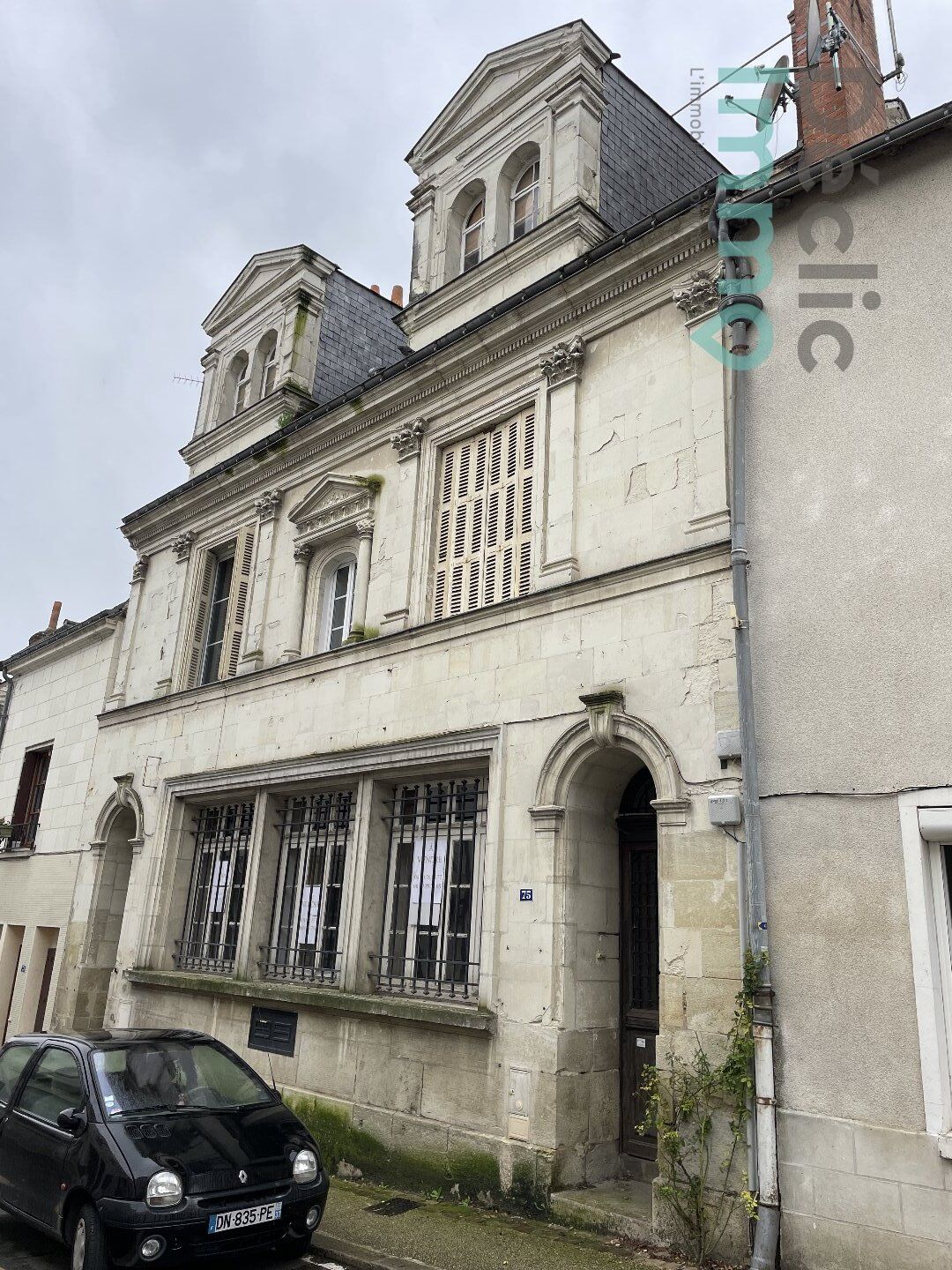 Villa / Maison  T8 à vendre Sainte-Maure-de-Touraine 37800
