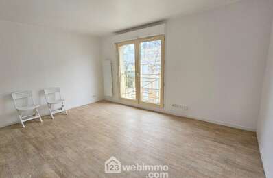vente appartement 93 600 € à proximité de Bois-le-Roi (77590)