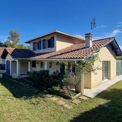 Maison 5 pièces 499000 €