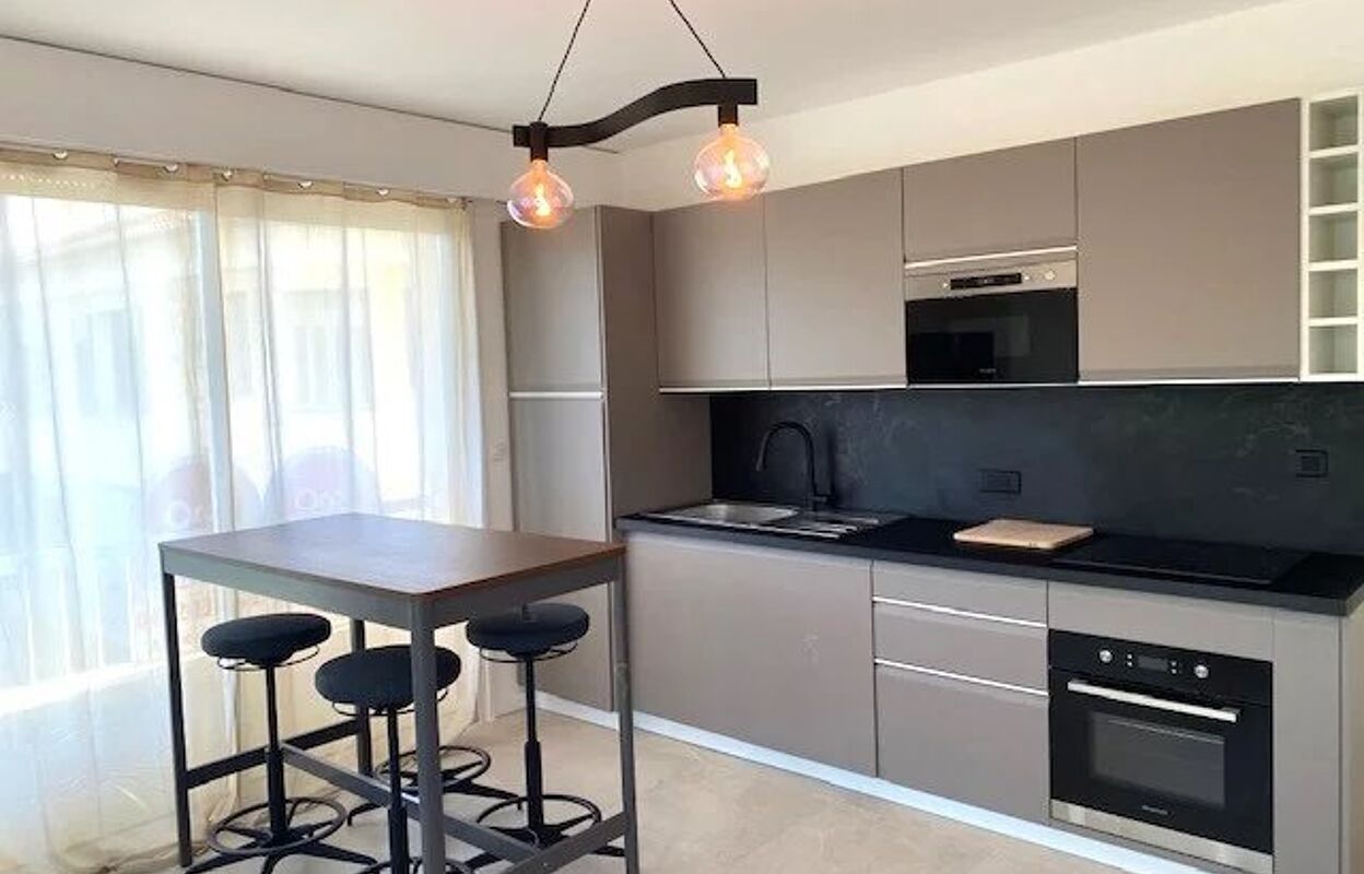 appartement 2 pièces 42 m2 à vendre à Cagnes-sur-Mer (06800)
