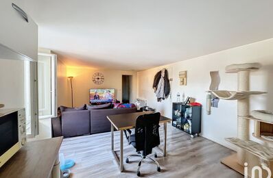 location appartement 680 € CC /mois à proximité de Ozouer-le-Voulgis (77390)