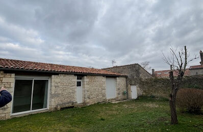 location maison 950 € CC /mois à proximité de Bussac-sur-Charente (17100)