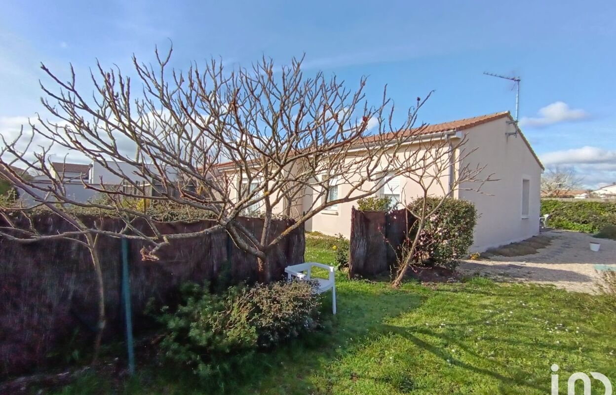 maison 5 pièces 88 m2 à vendre à Saint-Jean-de-Thouars (79100)