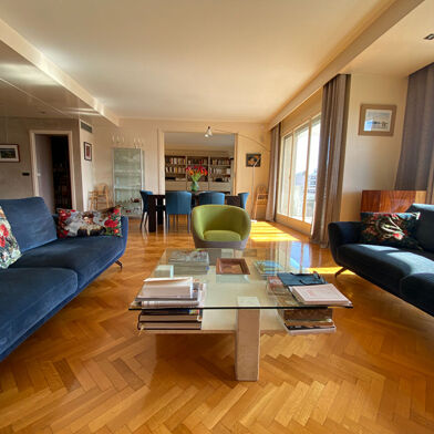 Appartement 3 pièces 157 m²