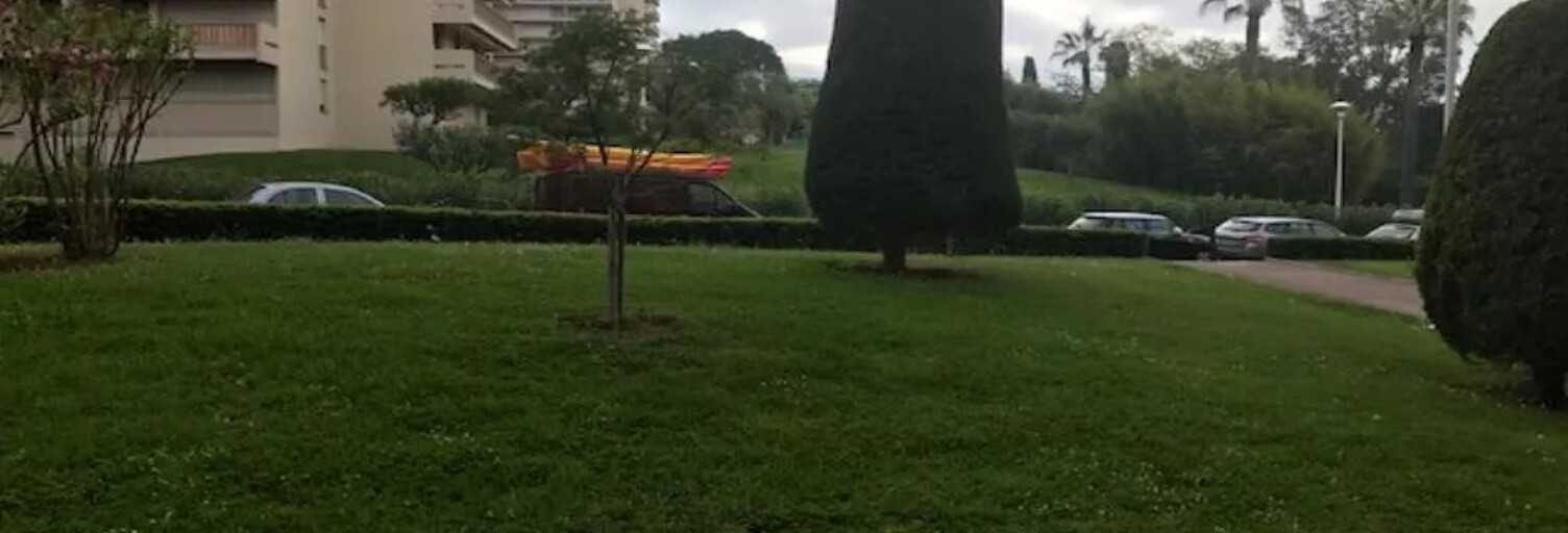 location vacances Appartement 4 Pièces 88 m² à Antibes (06160)