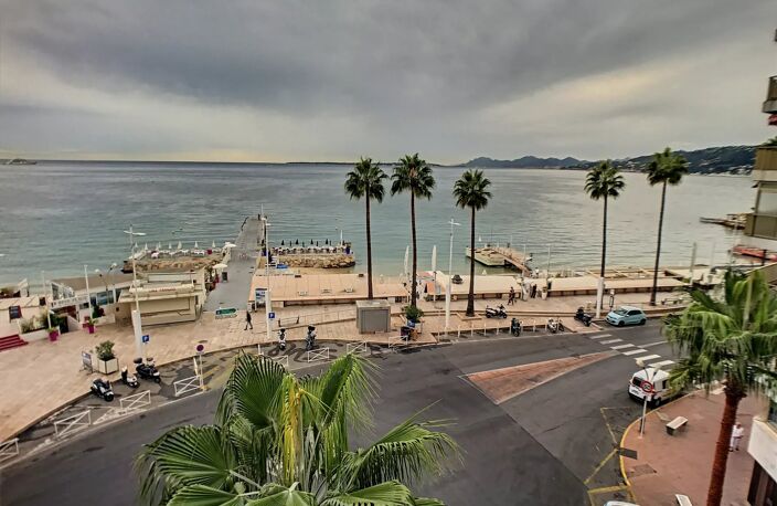 F2  vue mer panoramique location saisonniere 4 couchages front d — photo 5