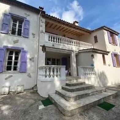 Maison 6 pièces 1300000 €