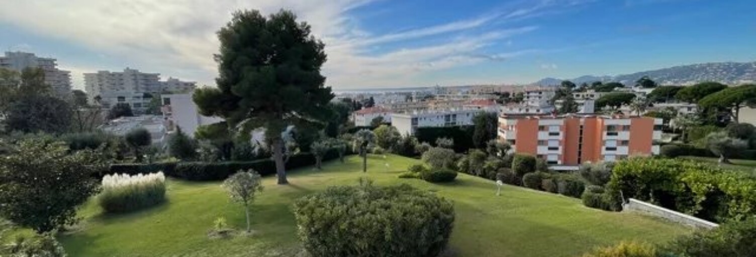 Appartement   m² à vendre à Antibes (06600)