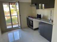 juan les pins badine F2 DERNIER ETAGE — photo 2