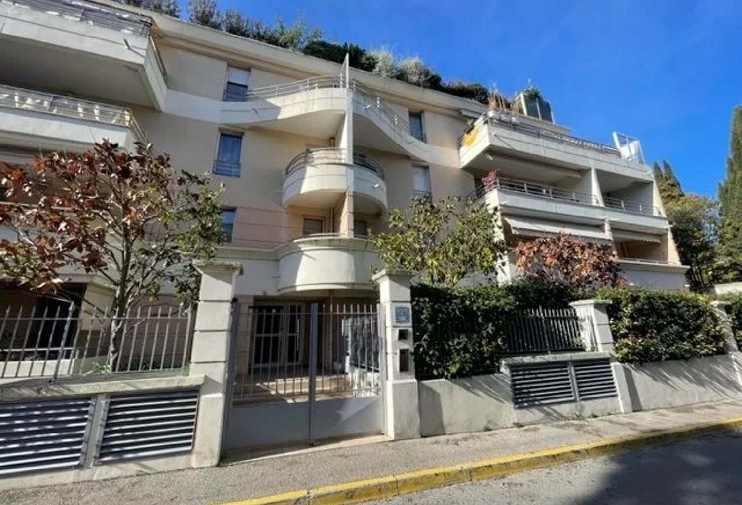 F3 NEUF VALLAURIS DE 68M AVEC PARKING — photo 1