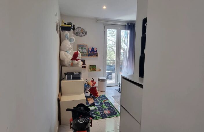 charmant F2  antibes — photo 3