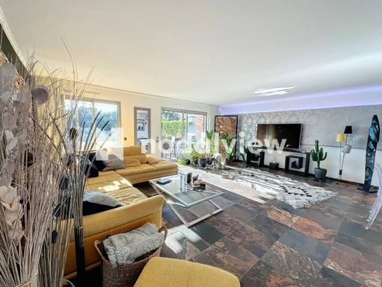 ANTIBES 100M2 DE LUXE DANS RESIDENCE PISCINE — photo 1