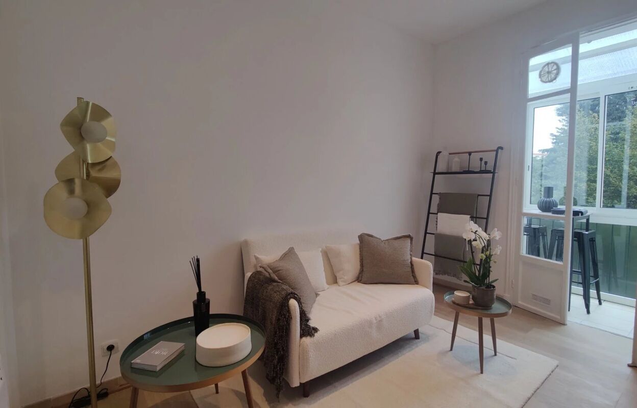 appartement  pièces 12 m2 à vendre à Antibes (06600)