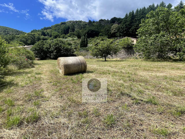 Terrain 800m2 Vallées d'Antraigues — photo du bien