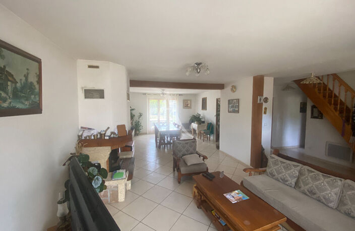 EXCLUSIVITE MAISON COMBREUX AU CALME — photo 4