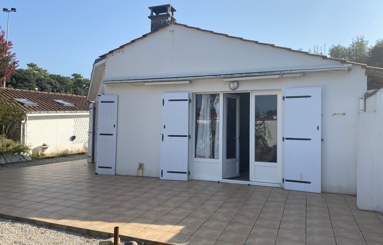 maison 6 pièces 141 m2 à vendre à Longeville-sur-Mer (85560)