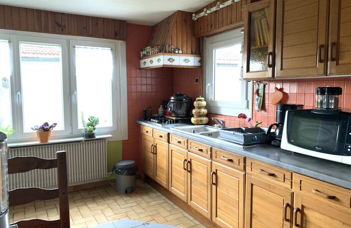 Dans un secteur calme de ROUSIES — photo 2
