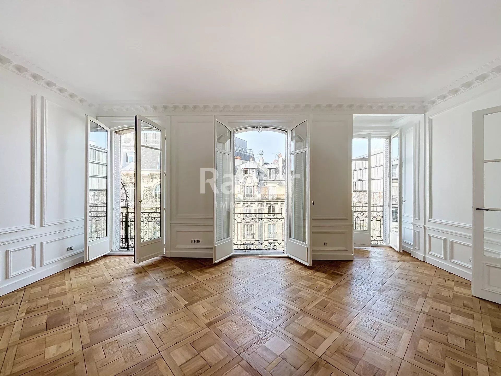 Appartement a louer paris-6e-arrondissement - 5 pièce(s) - 171 m2 - Surfyn