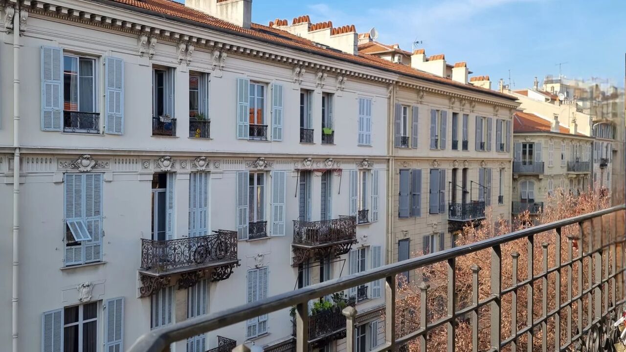 appartement 3 pièces 71 m2 à vendre à Nice (06000)