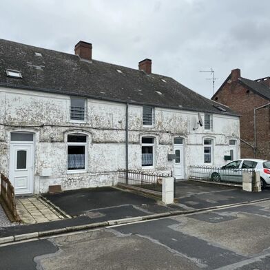 Immeuble  153700 €