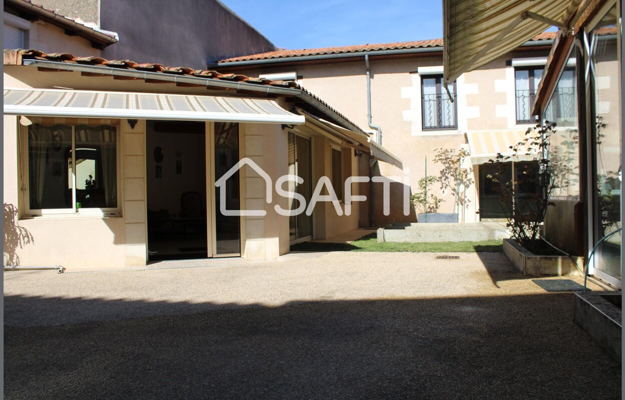 maison 6 pièces 160 m2 à vendre à Neuville-de-Poitou (86170)