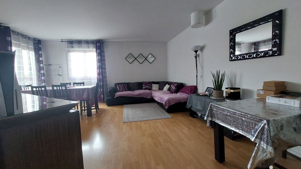 appartement 3 pièces 76 m2 à vendre à Villeneuve-la-Garenne (92390)