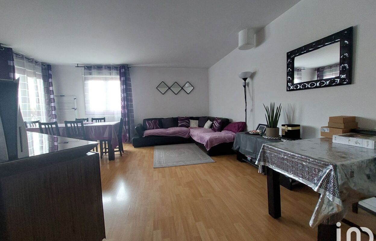 appartement 3 pièces 76 m2 à vendre à Villeneuve-la-Garenne (92390)