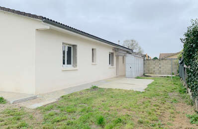 location maison 1 100 € CC /mois à proximité de Saint-Seurin-de-Bourg (33710)