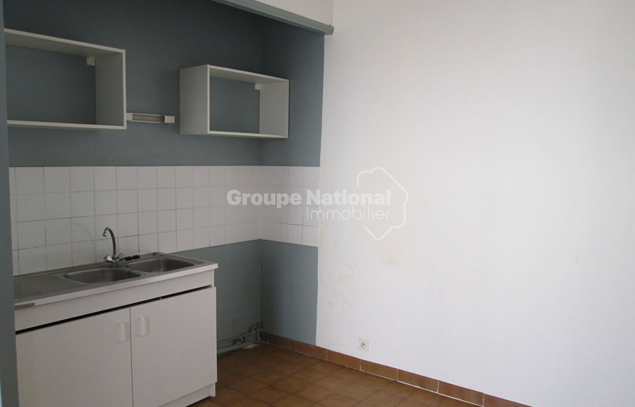 appartement 2 pièces 28 m2 à louer à Nîmes (30000)