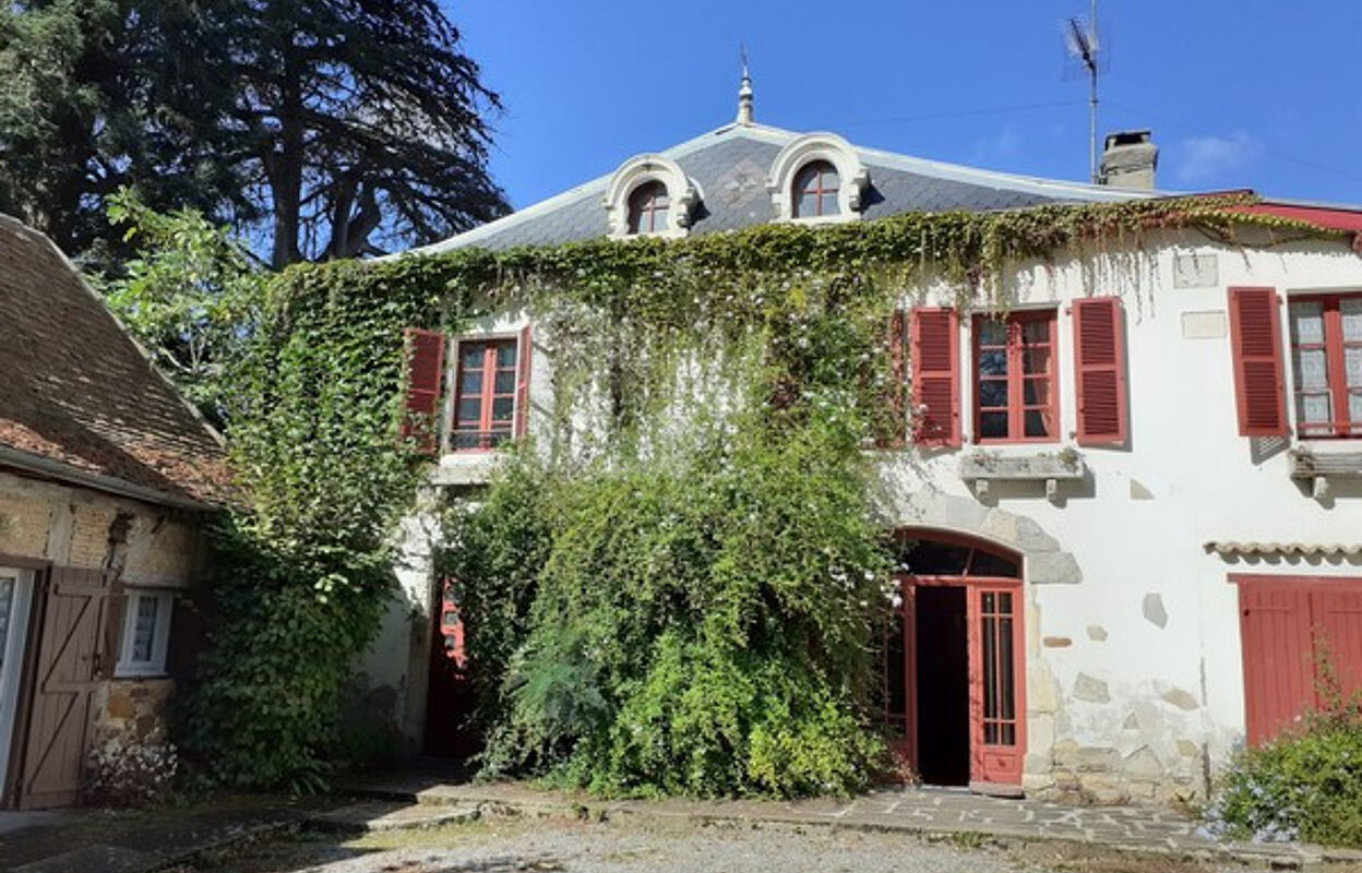 maison 20 pièces 510 m2 à vendre à Salies-de-Béarn (64270)