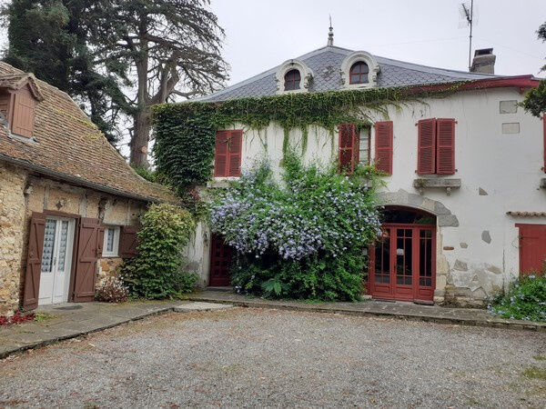 Villa / Maison  T20 à vendre Salies-de-Béarn 64270