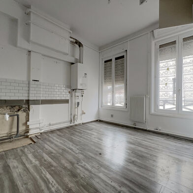 Appartement 3 pièces 164245 €