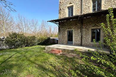 Appartement 4 pièces 230000 €