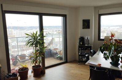 location appartement 1 140 € CC /mois à proximité de Mérignac (33700)