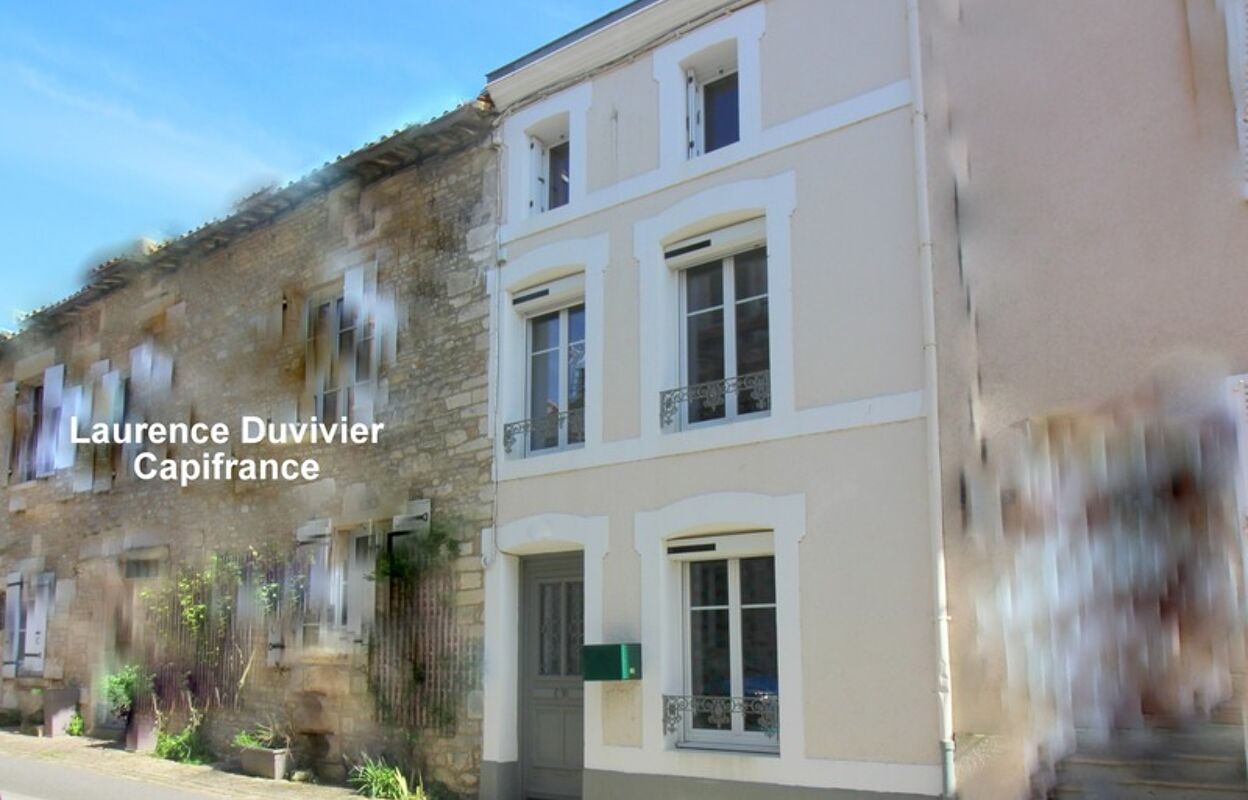 maison 6 pièces 162 m2 à vendre à Champdeniers (79220)