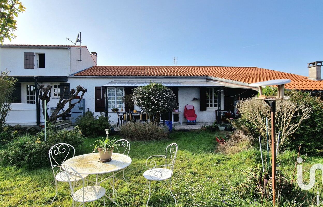 maison 5 pièces 132 m2 à vendre à Saint-Palais-sur-Mer (17420)