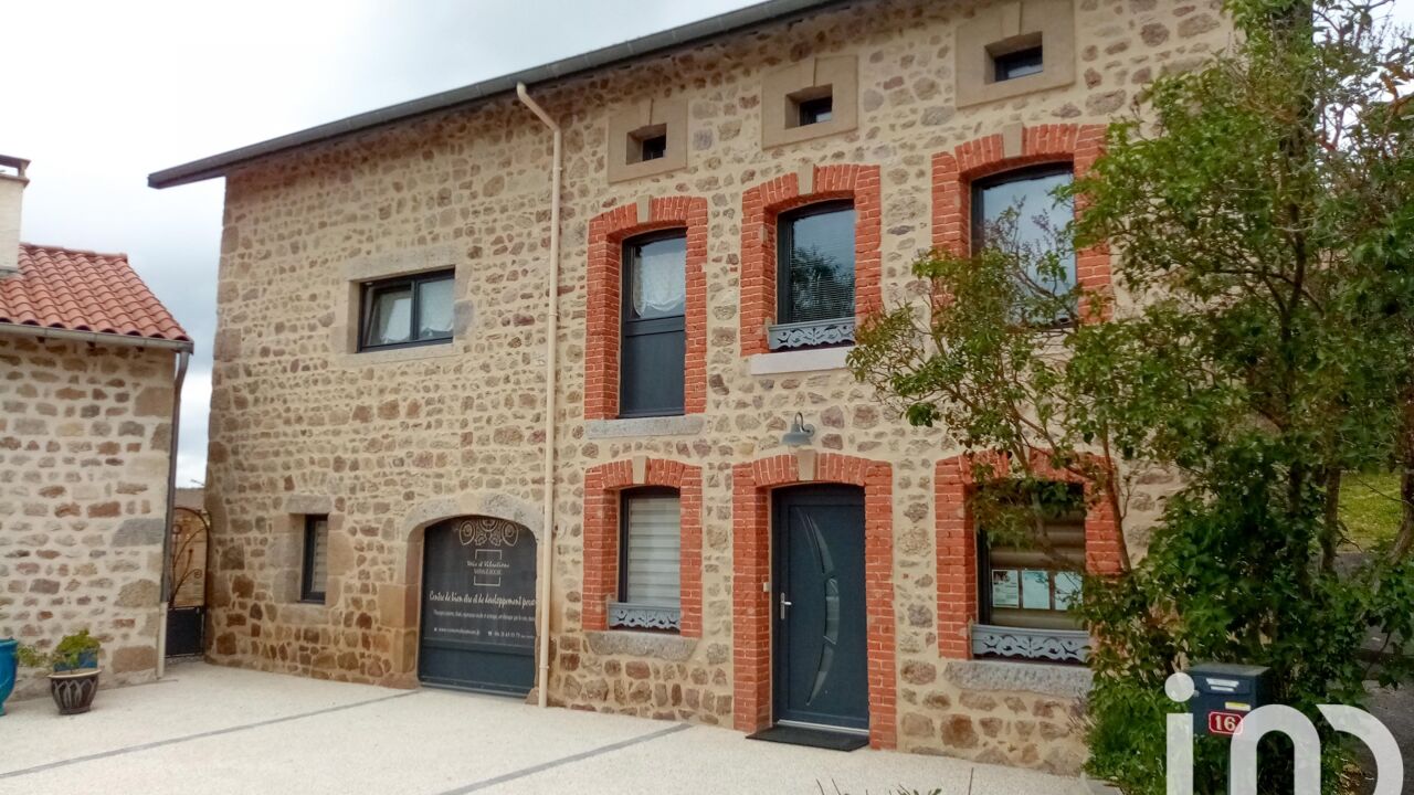 maison 5 pièces 194 m2 à vendre à Saint-Pal-de-Chalencon (43500)