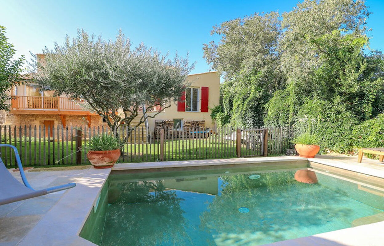 maison 10 pièces 298 m2 à vendre à Vers-Pont-du-Gard (30210)