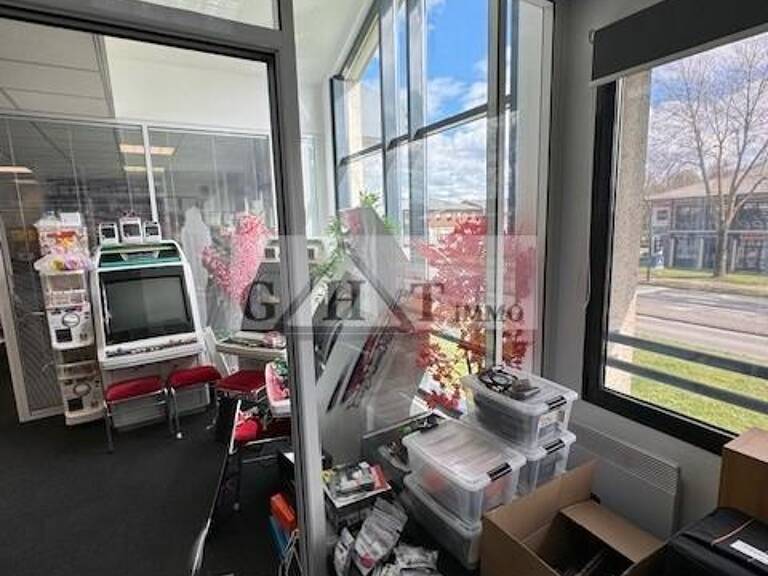 Bureaux à vendre de 140 m² à vendre à Serris — photo 1