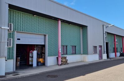 location local industriel 2 800 € CC /mois à proximité de Saint-Benoît (97470)