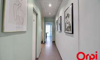 Bureau  11 m² à louer à Marseille 2 (13002)