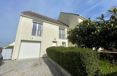 location maison 1 450 € CC /mois à proximité de Mézy-sur-Seine (78250)